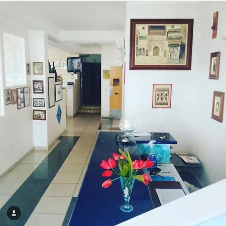 Ξενοδοχείο Perla 3*